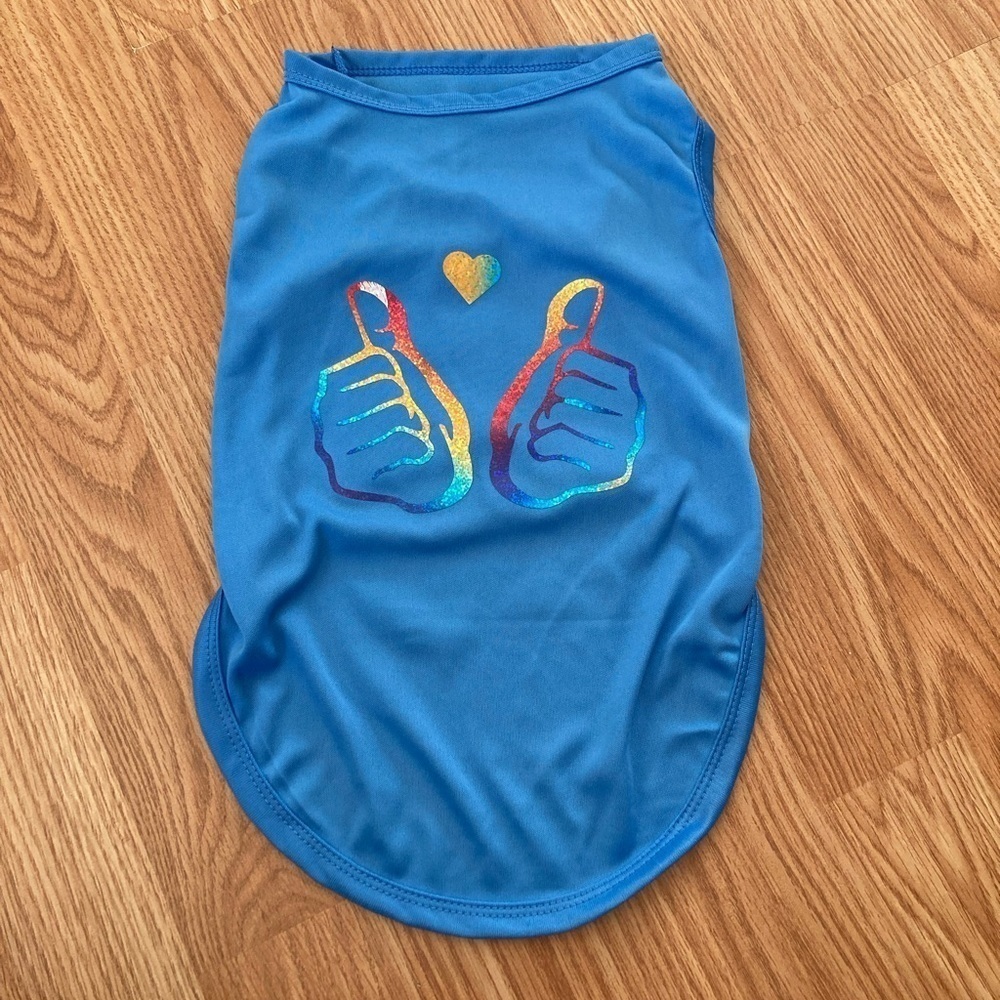 Price drop … NWOT Lightweight Material Dog (Puppy) Shirt with Saying